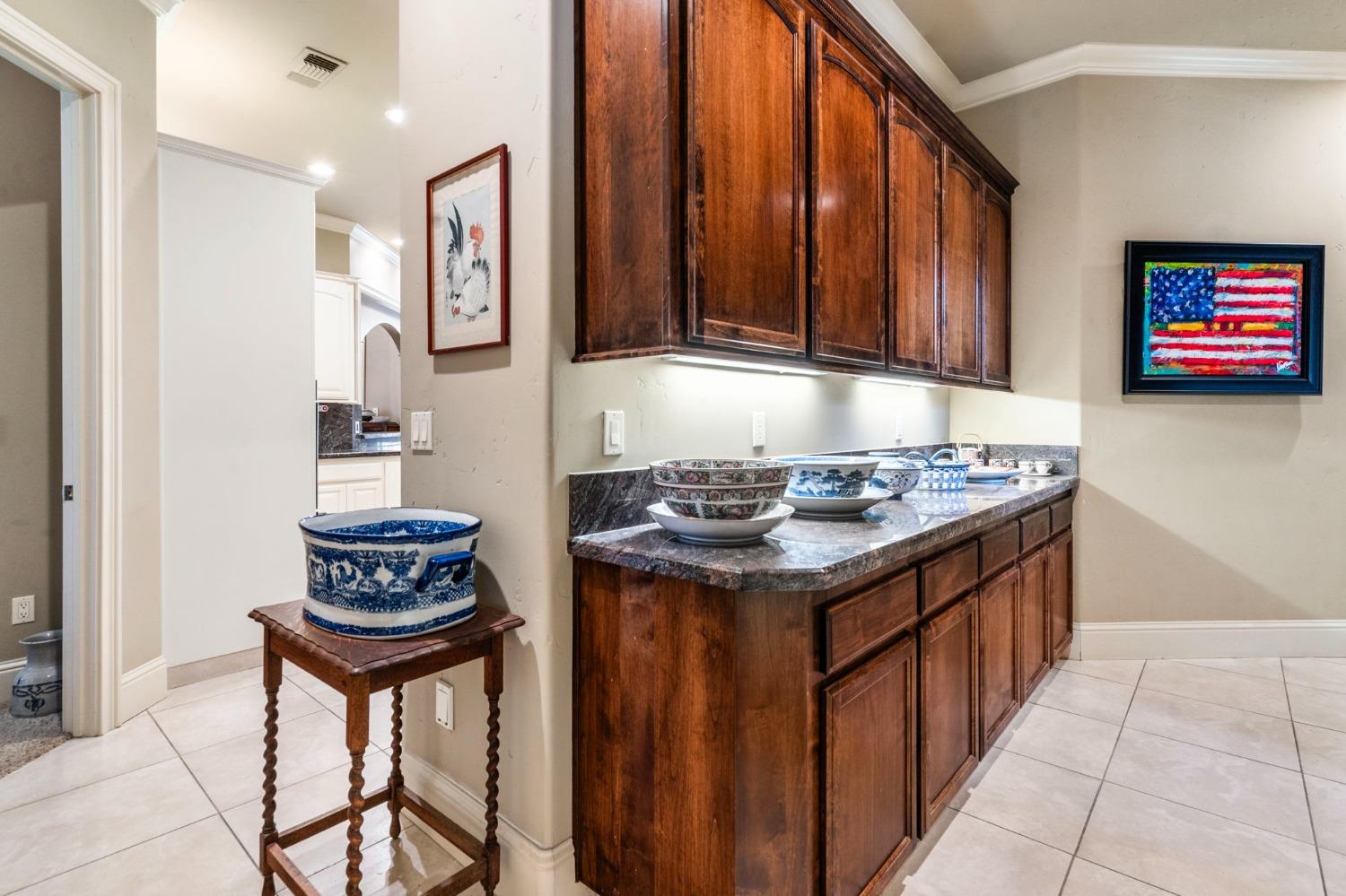 Detail Gallery Image 60 of 88 For 1426 Riverview Cir #E,  Ripon,  CA 95366 - 4 Beds | 4 Baths