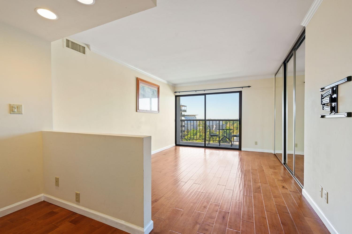 Detail Gallery Image 12 of 67 For 500 N St #1503,  Sacramento,  CA 95814 - 2 Beds | 2 Baths