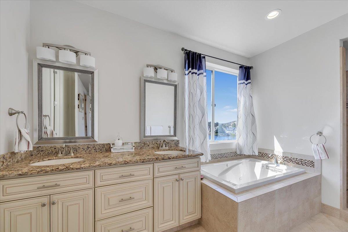 Detail Gallery Image 32 of 99 For 6066 Bluff View Rd #45,  Copperopolis,  CA 95228 - 3 Beds | 2/1 Baths