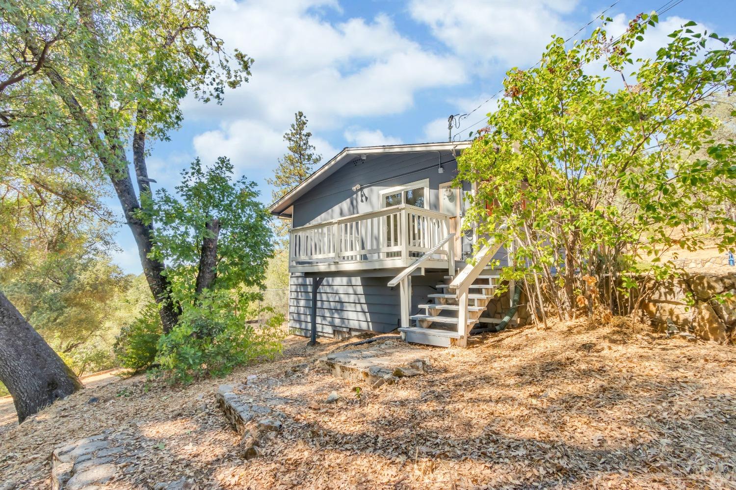 Detail Gallery Image 34 of 49 For 119 Bluejay Dr, Placerville,  CA 95667 - 3 Beds | 2 Baths