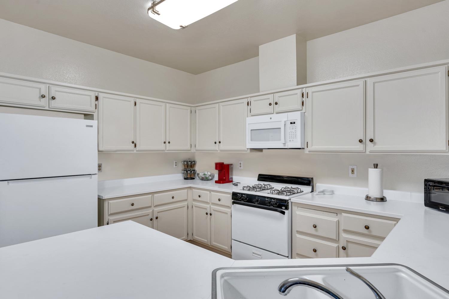 Detail Gallery Image 17 of 51 For 730 Summerfield Dr, Atwater,  CA 95301 - 4 Beds | 2 Baths