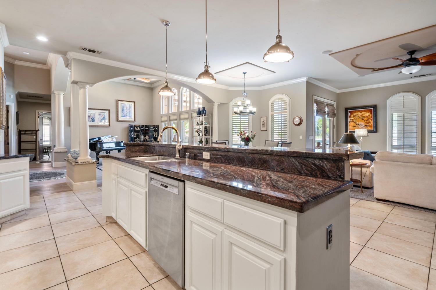 Detail Gallery Image 29 of 88 For 1426 Riverview Cir #E,  Ripon,  CA 95366 - 4 Beds | 4 Baths