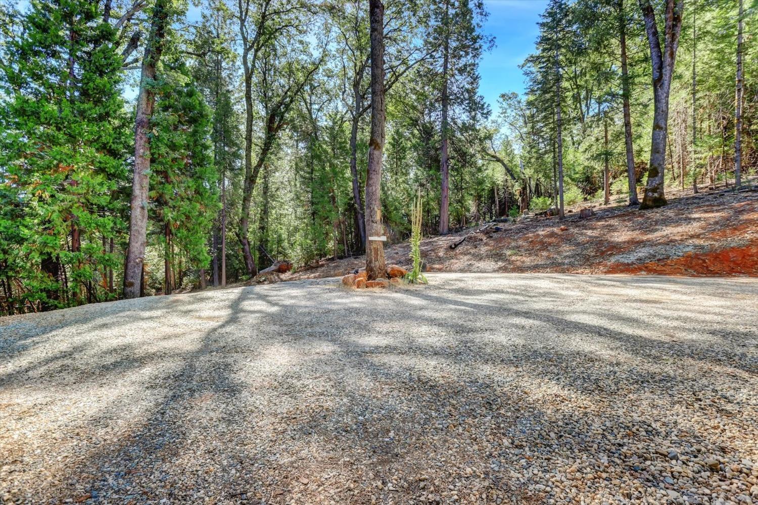 Detail Gallery Image 64 of 68 For 12812 Pearson Rd, Grass Valley,  CA 95945 - 3 Beds | 3/1 Baths