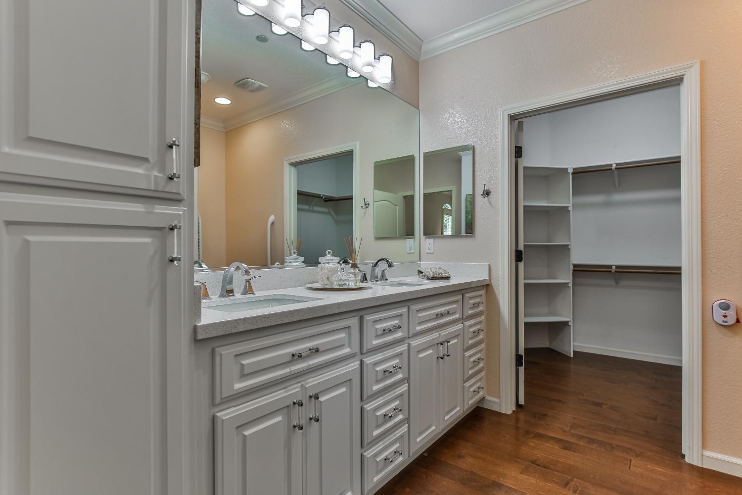 Detail Gallery Image 34 of 44 For 1033 Venice Ln, Roseville,  CA 95747 - 2 Beds | 2 Baths