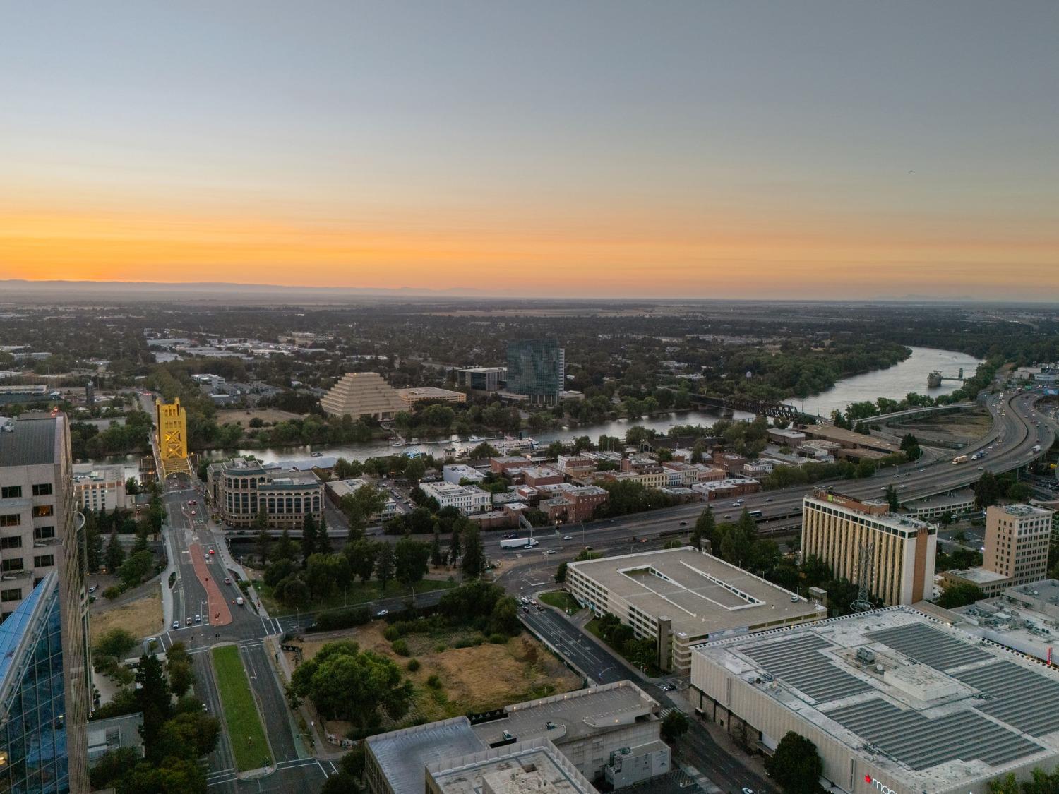 Detail Gallery Image 64 of 67 For 500 N St #1503,  Sacramento,  CA 95814 - 2 Beds | 2 Baths