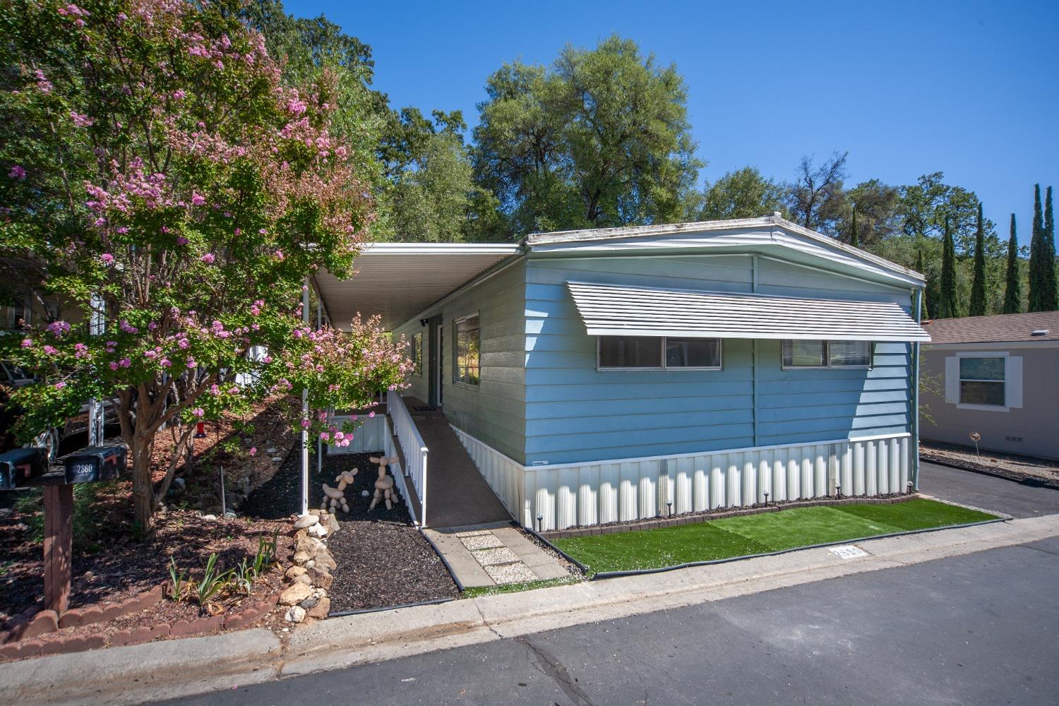 Detail Gallery Image 1 of 30 For 2860 Hidden Springs Cir, Placerville,  CA 95667 - 2 Beds | 2 Baths