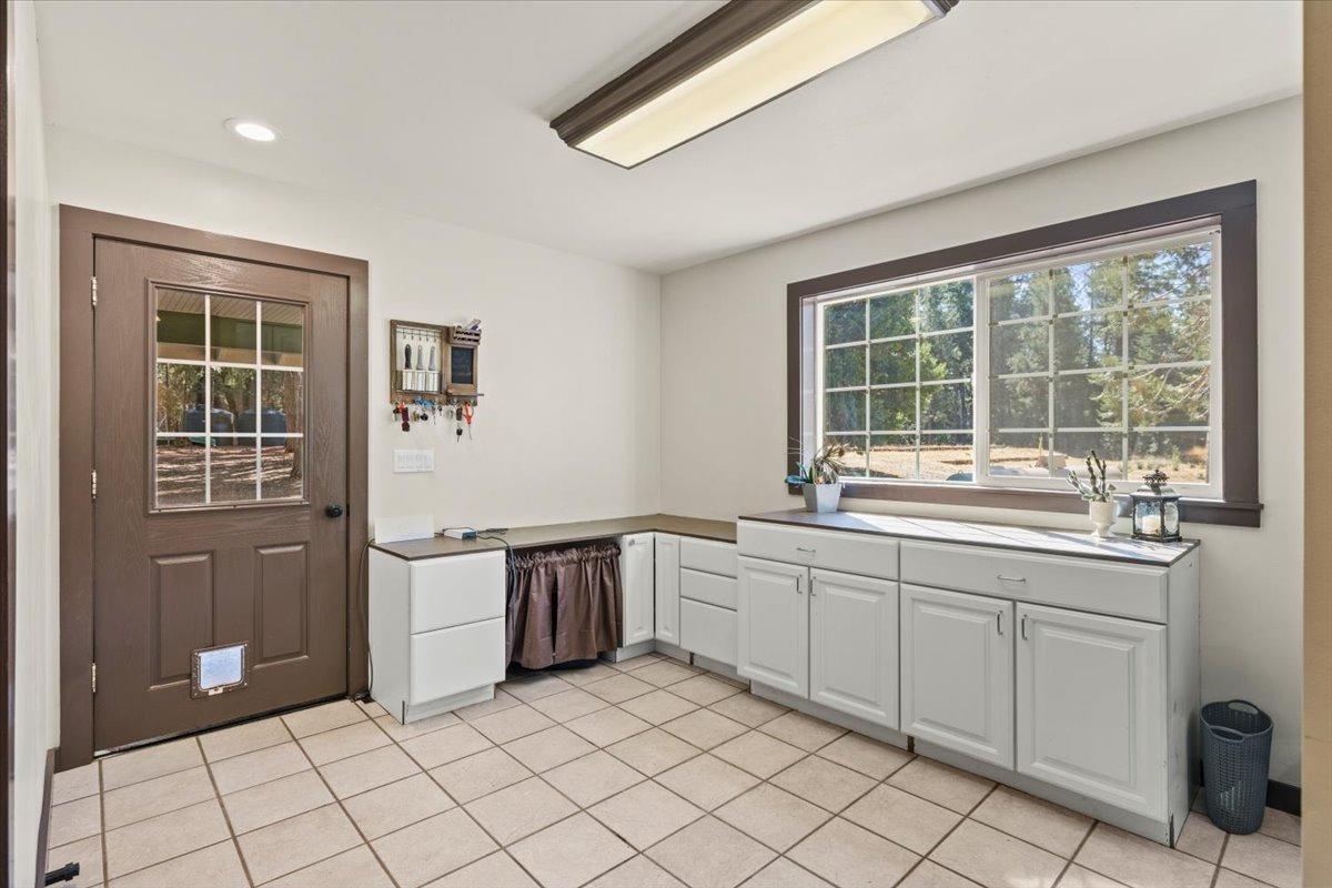 Detail Gallery Image 44 of 57 For 13763 Lightning Tree Rd, Nevada City,  CA 95959 - 3 Beds | 3/1 Baths