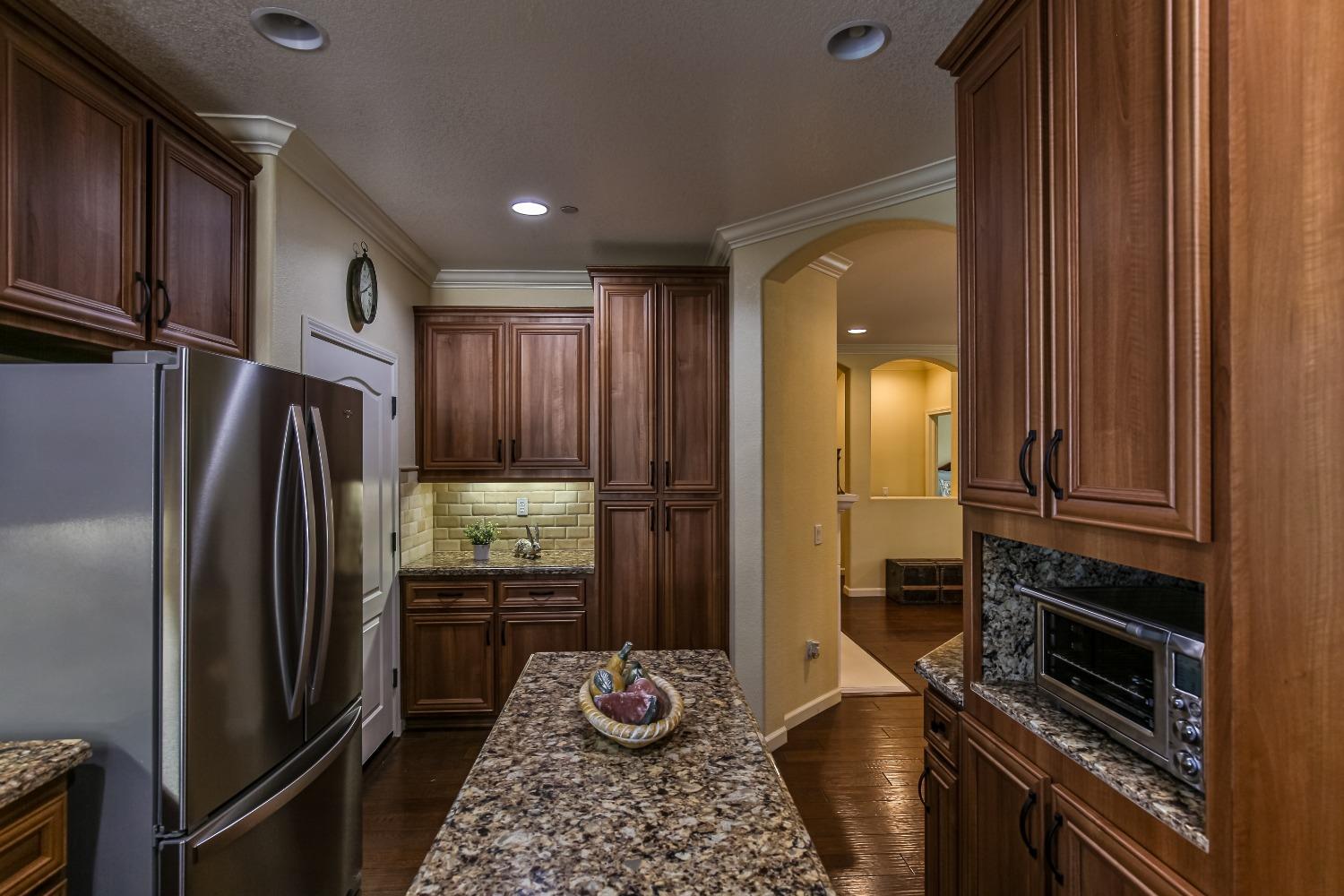 Detail Gallery Image 29 of 44 For 1033 Venice Ln, Roseville,  CA 95747 - 2 Beds | 2 Baths