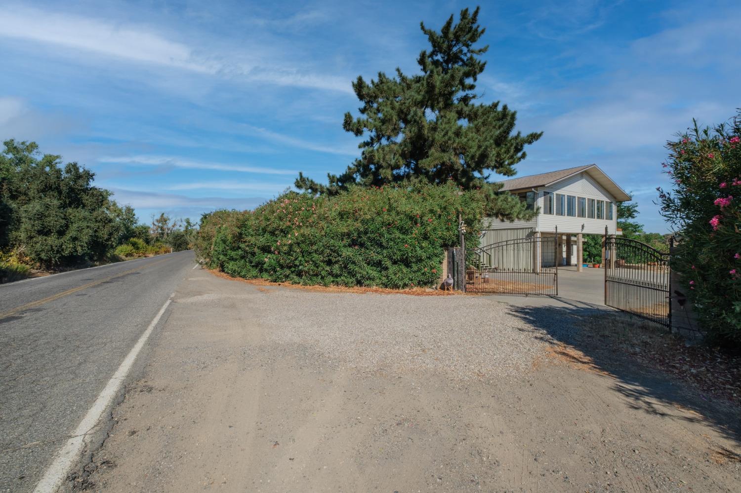 Detail Gallery Image 5 of 58 For 3002 Butte Slough Rd, Colusa,  CA 95932 - 5 Beds | 4 Baths