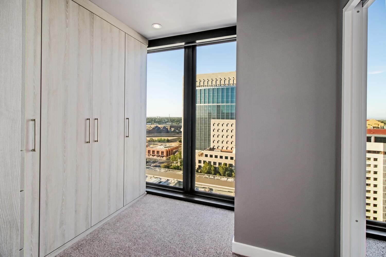 Detail Gallery Image 66 of 71 For 500 J St #1807,  Sacramento,  CA 95814 - 3 Beds | 3 Baths