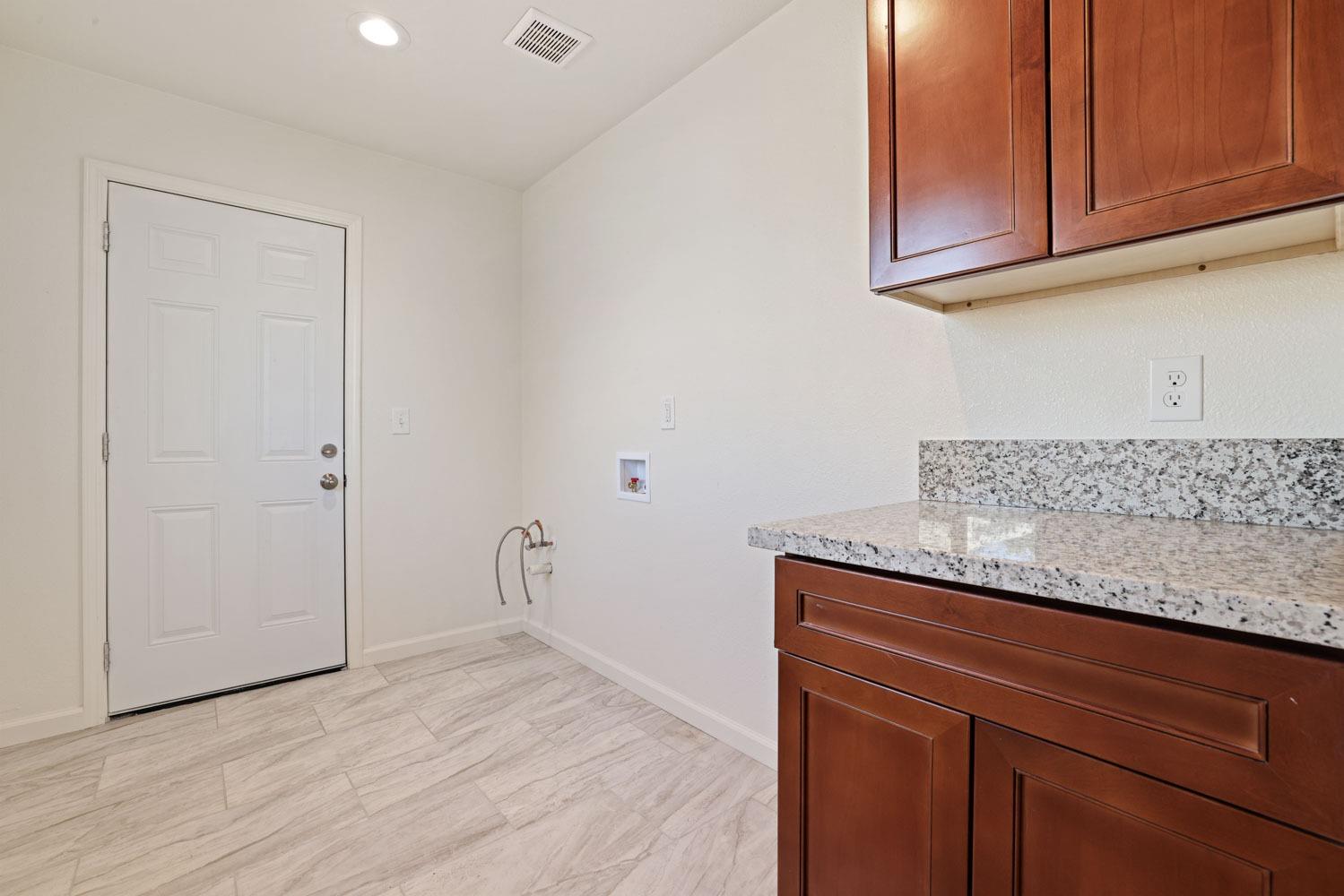 Detail Gallery Image 21 of 25 For 248 Cedar Ave, Atwater,  CA 95301 - 3 Beds | 2 Baths