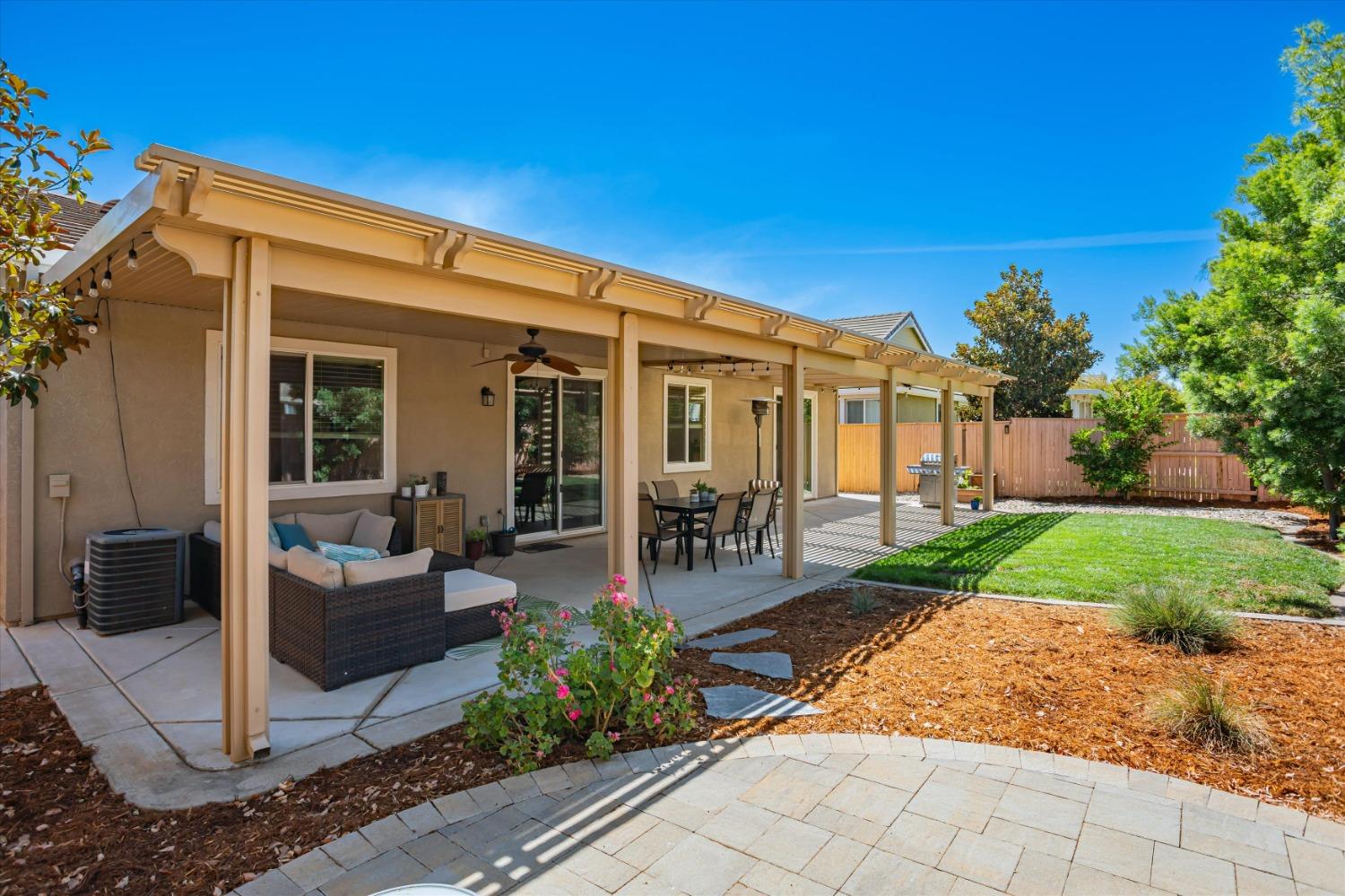 Detail Gallery Image 21 of 33 For 12277 Canyonlands Dr, Rancho Cordova,  CA 95742 - 3 Beds | 2 Baths