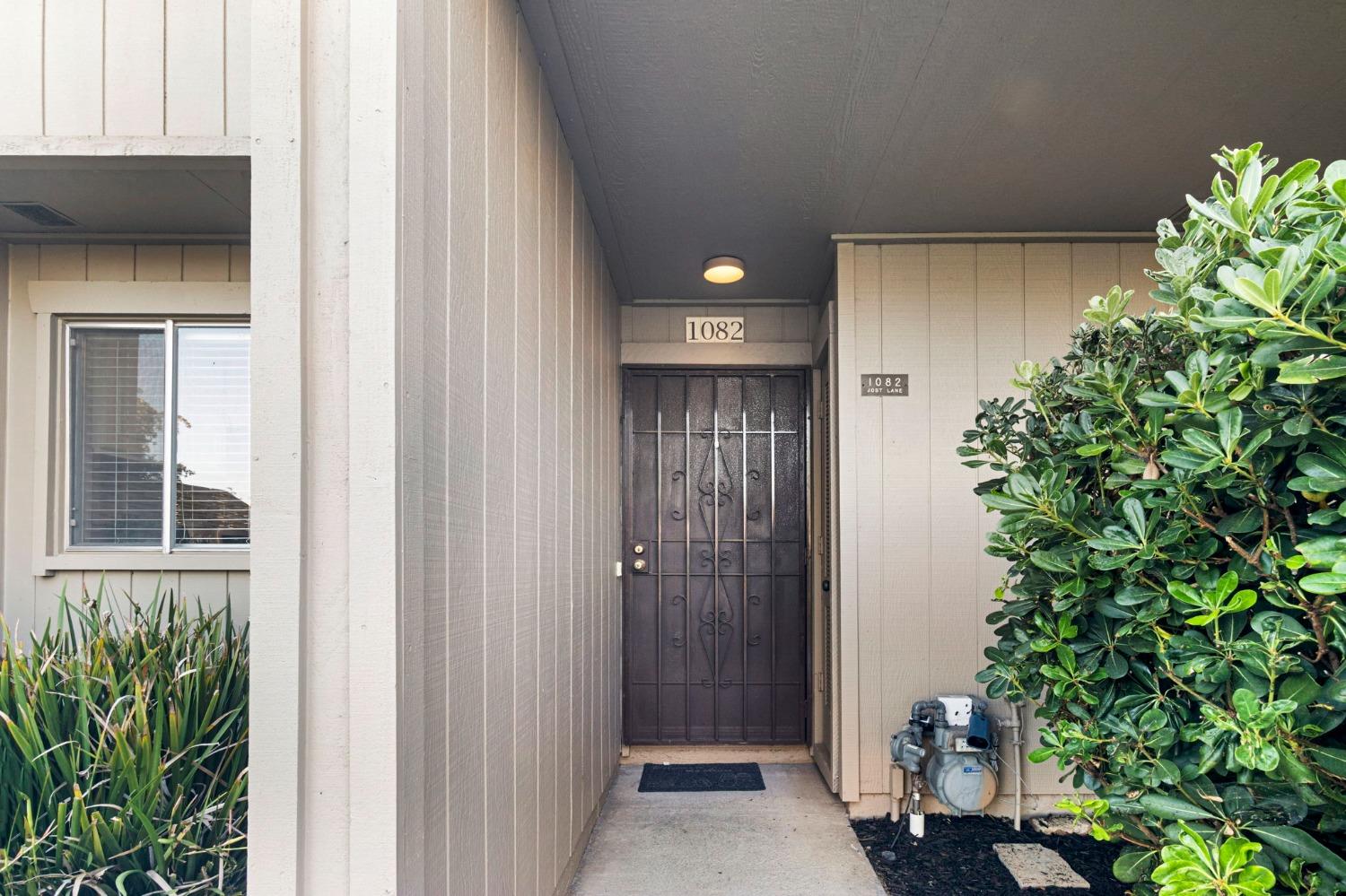 Detail Gallery Image 37 of 47 For 1082 Jost Ln, Alameda,  CA 94502 - 2 Beds | 1/1 Baths