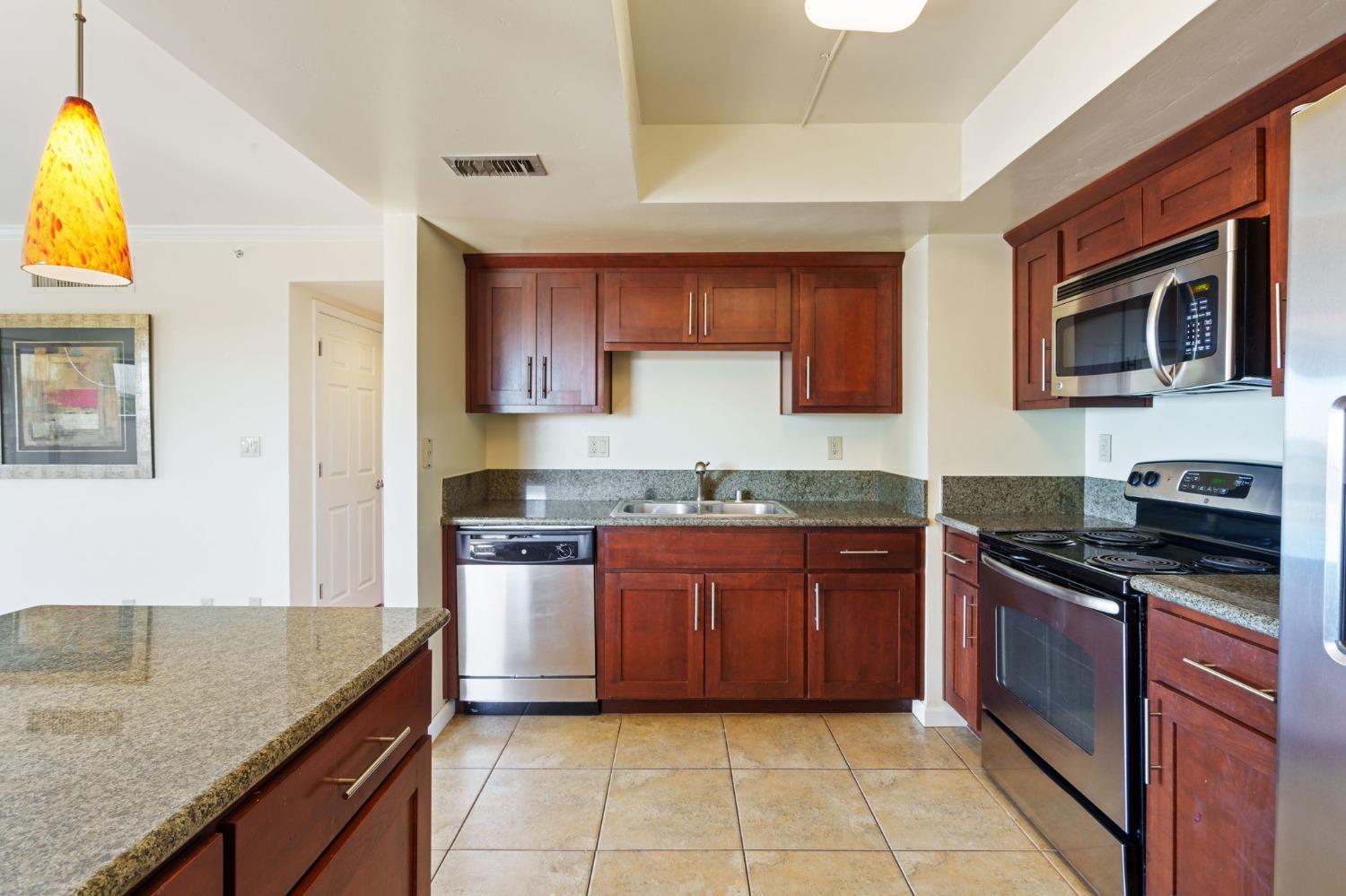 Detail Gallery Image 20 of 67 For 500 N St #1503,  Sacramento,  CA 95814 - 2 Beds | 2 Baths