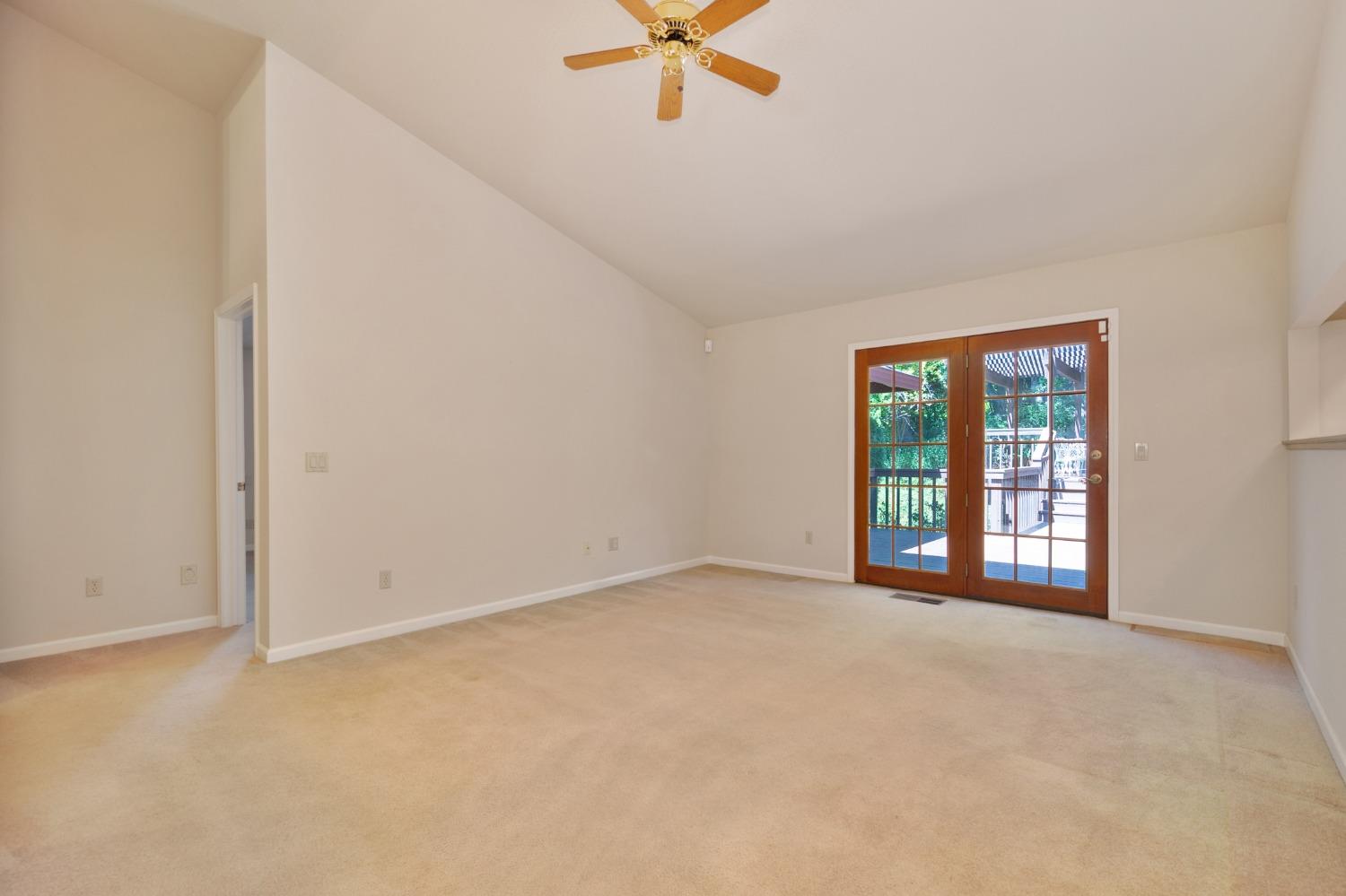 Detail Gallery Image 11 of 38 For 12722 Shockley Woods Ct, Auburn,  CA 95603 - 3 Beds | 2 Baths