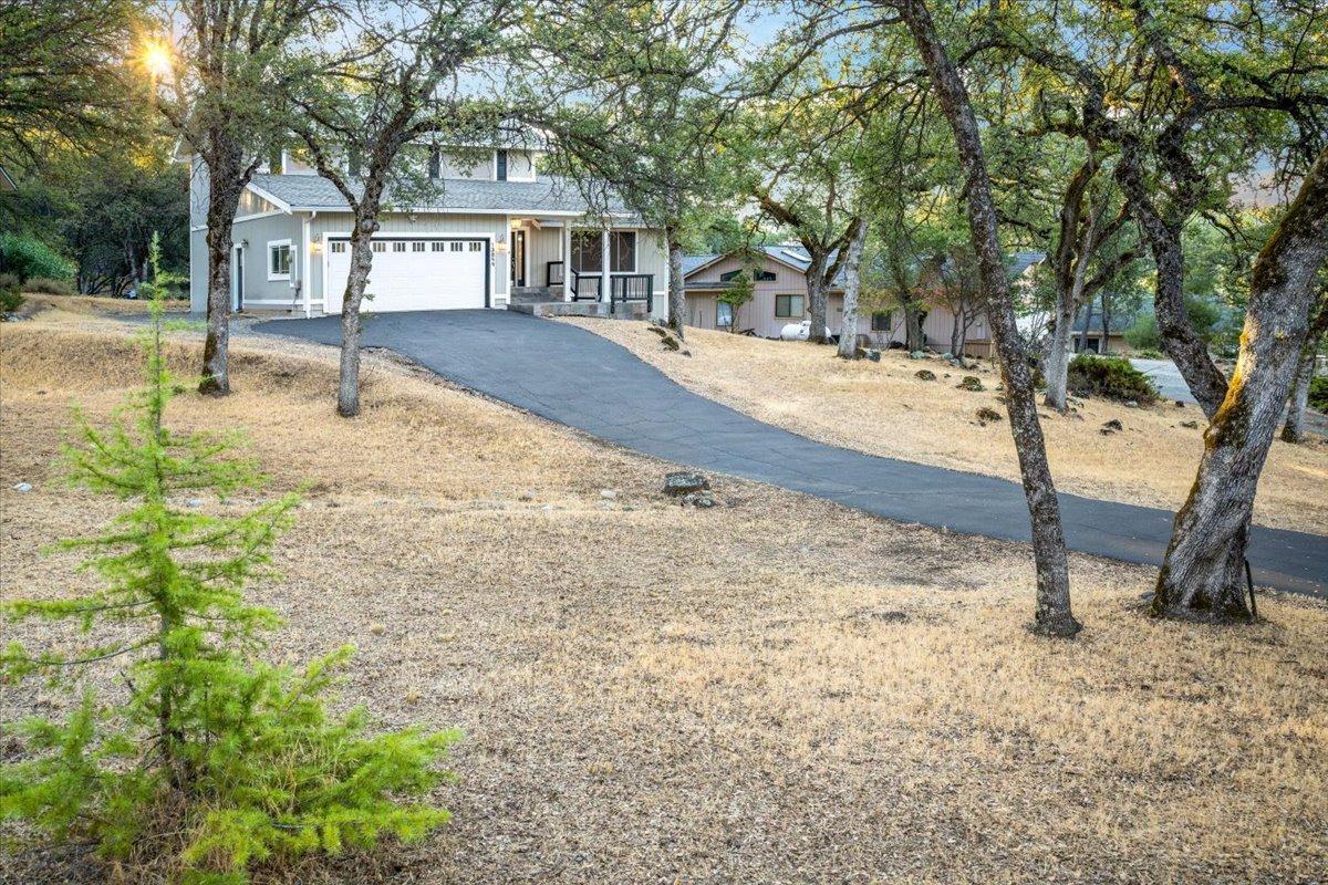 Detail Gallery Image 3 of 67 For 13899 Sun Forest Dr, Penn Valley,  CA 95946 - 3 Beds | 2/1 Baths