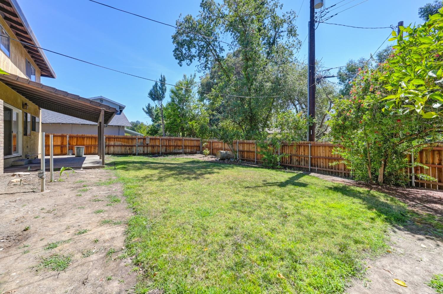 Detail Gallery Image 40 of 44 For 6903 Los Olivos Way, Carmichael,  CA 95608 - 4 Beds | 2/1 Baths