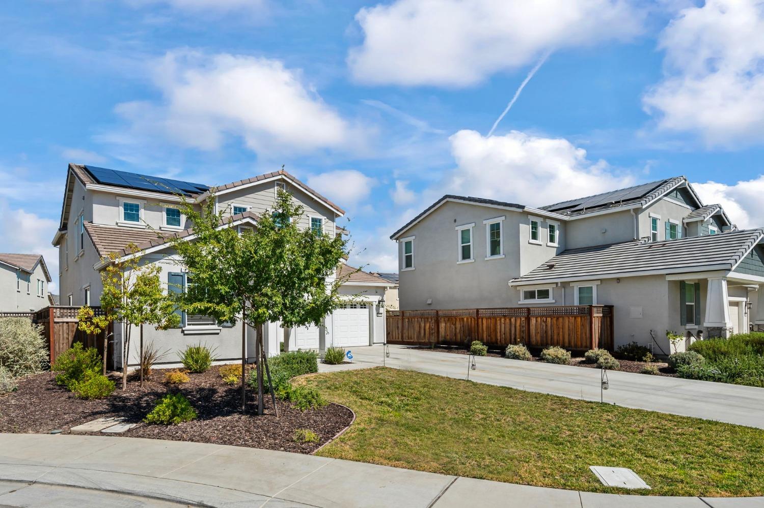 Detail Gallery Image 7 of 57 For 17535 Gemini Ct, Lathrop,  CA 95330 - 4 Beds | 3/1 Baths