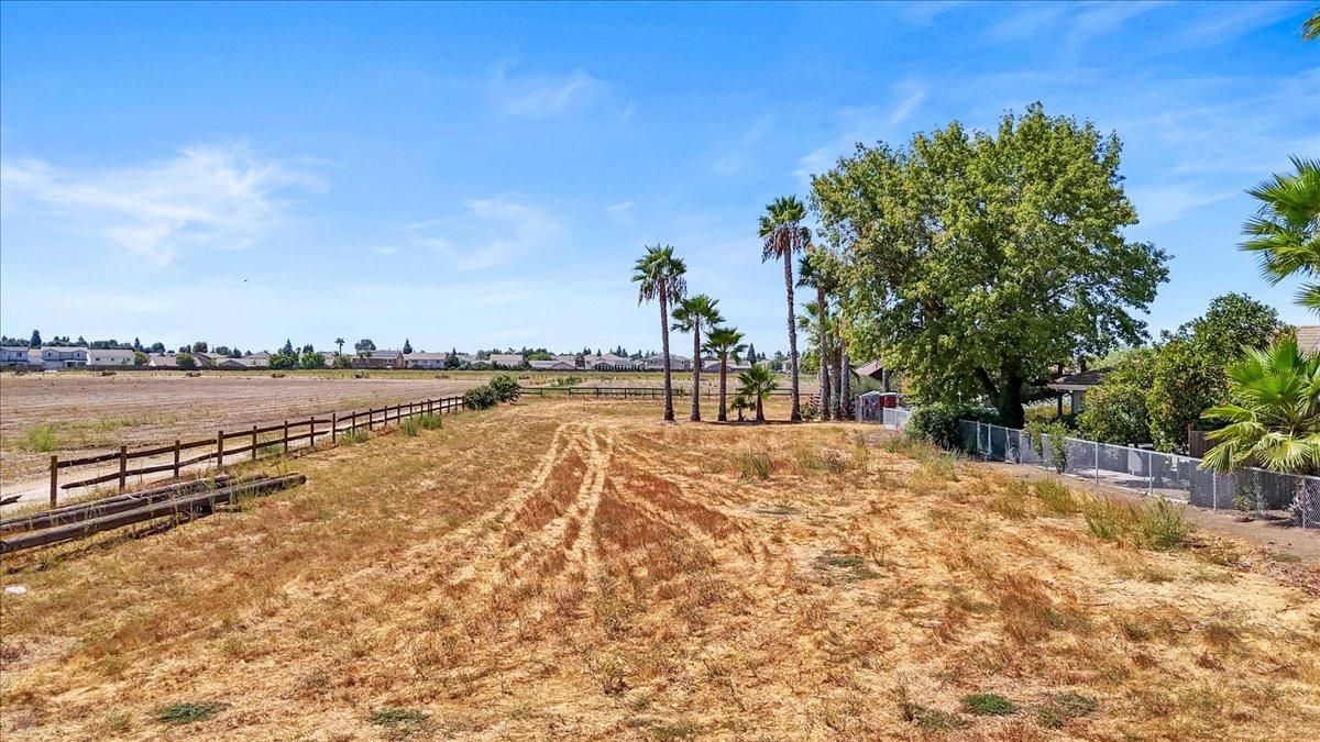 Detail Gallery Image 63 of 72 For 581 N Austin Rd, Manteca,  CA 95336 - 3 Beds | 2 Baths