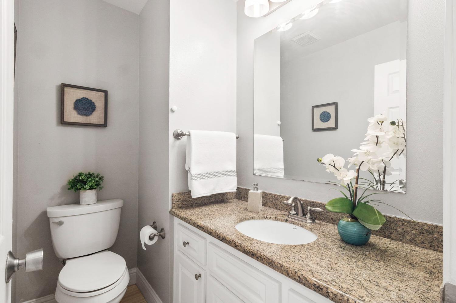 Detail Gallery Image 27 of 47 For 1082 Jost Ln, Alameda,  CA 94502 - 2 Beds | 1/1 Baths