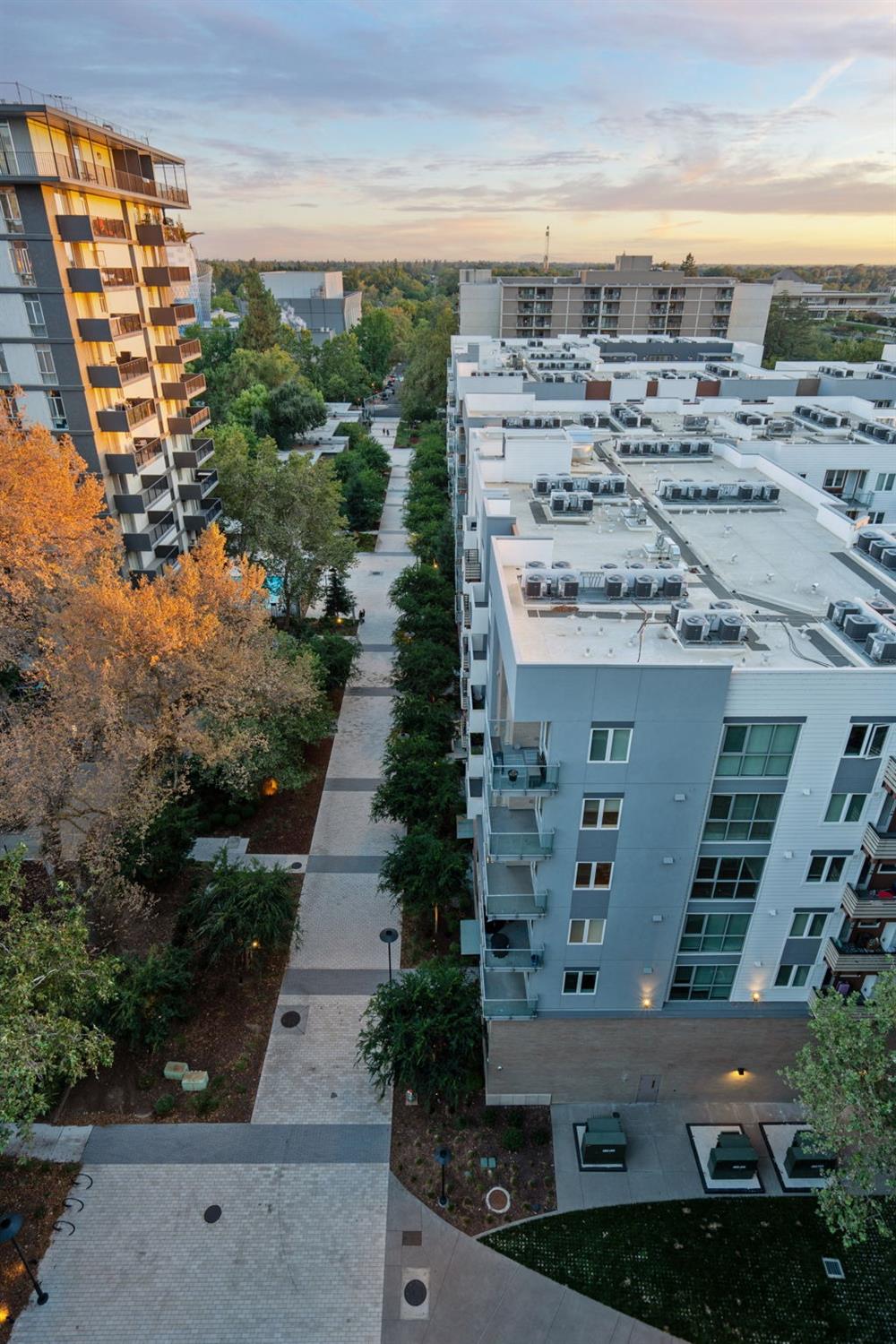 Detail Gallery Image 65 of 67 For 500 N St #1503,  Sacramento,  CA 95814 - 2 Beds | 2 Baths