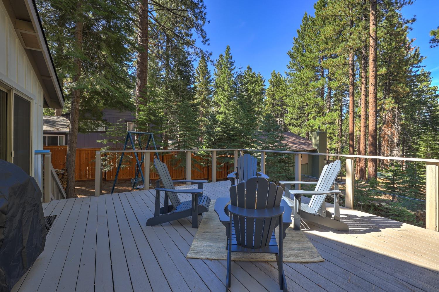 Detail Gallery Image 30 of 40 For 833 Clement St, South Lake Tahoe,  CA 96150 - 3 Beds | 2 Baths