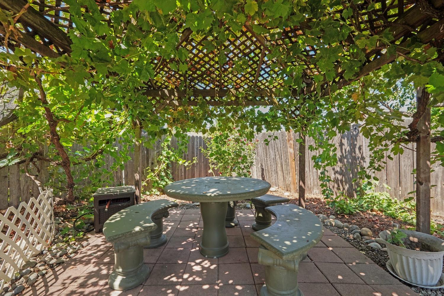 Detail Gallery Image 9 of 50 For 4757 Hibiscus Rd, Stockton,  CA 95212 - 2 Beds | 2 Baths