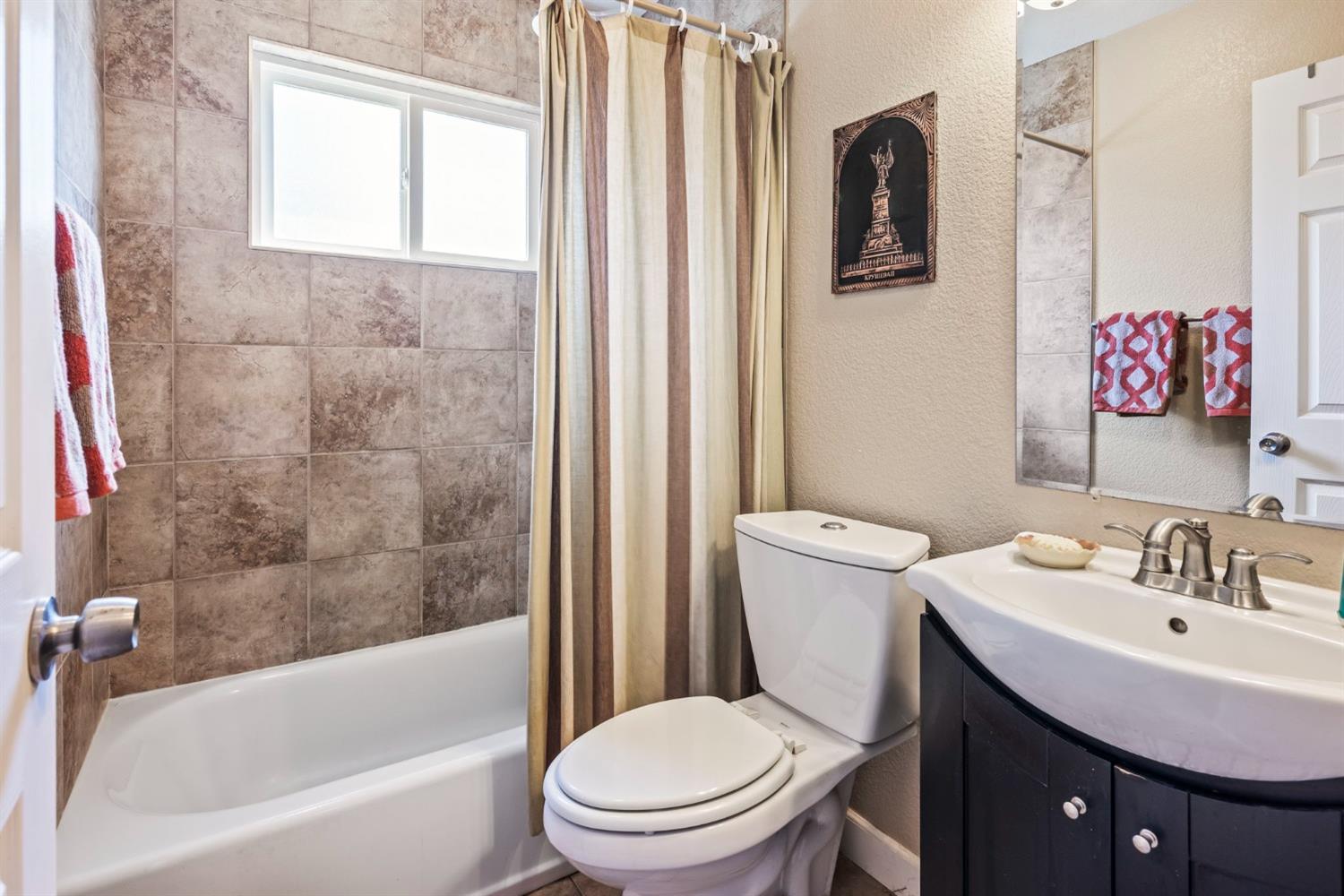 Detail Gallery Image 21 of 29 For 7126 Sunset Ave, Fair Oaks,  CA 95628 - 3 Beds | 2/1 Baths