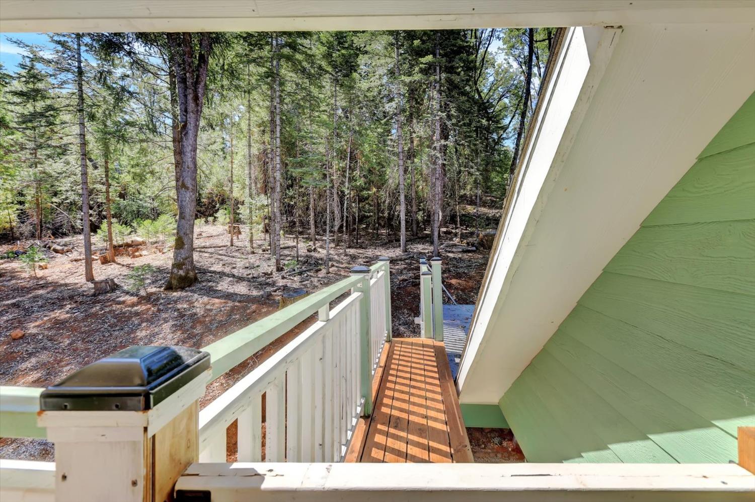 Detail Gallery Image 50 of 68 For 12812 Pearson Rd, Grass Valley,  CA 95945 - 3 Beds | 3/1 Baths