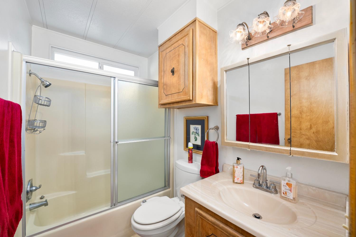 Detail Gallery Image 27 of 46 For 154 Rimma Way, Roseville,  CA 95661 - 2 Beds | 2 Baths