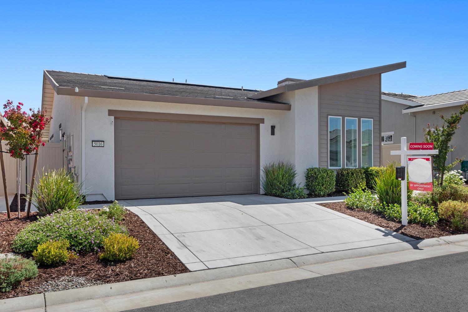 Hemisphere Lane, Roseville, California image 2