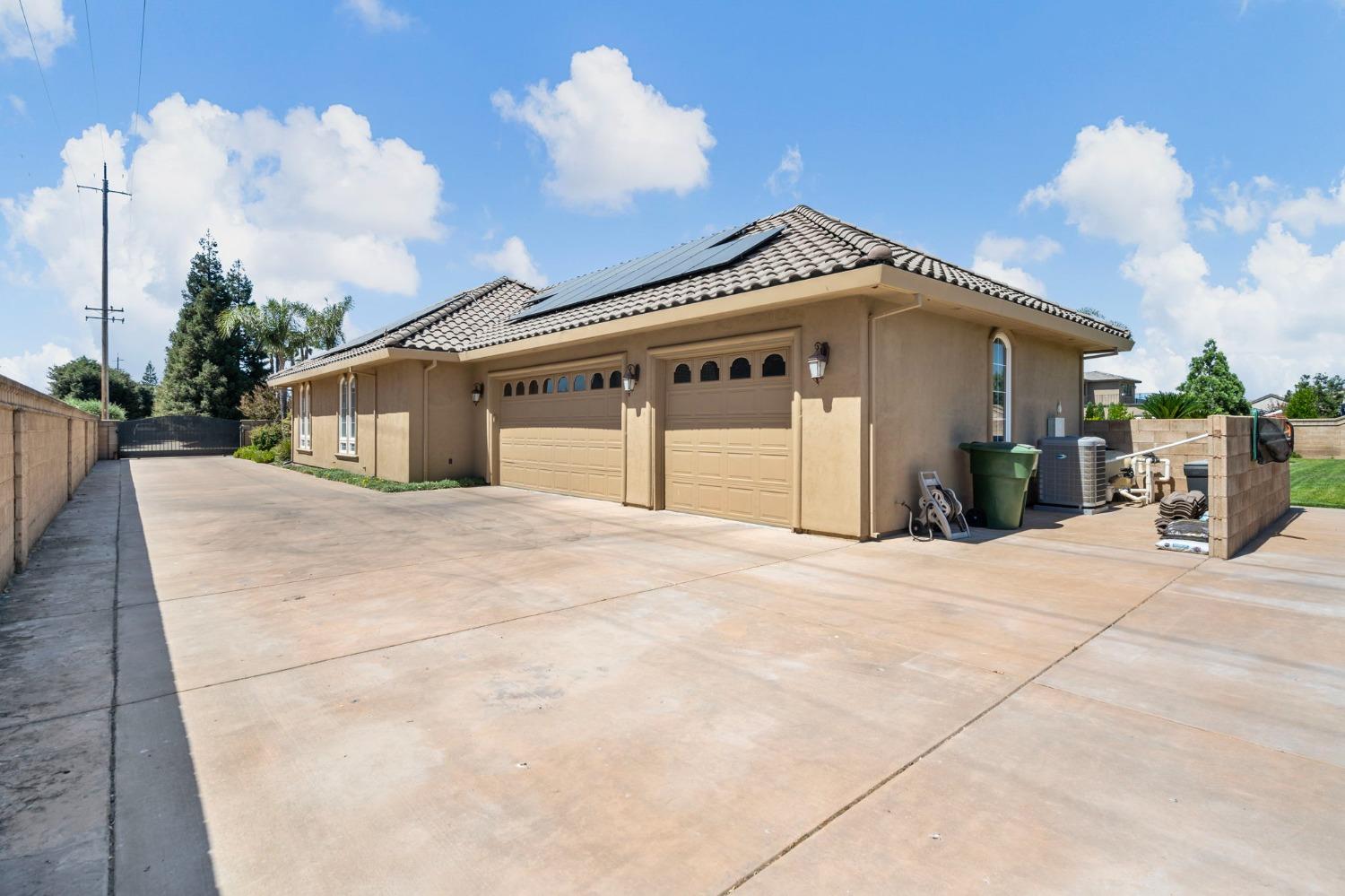 Detail Gallery Image 66 of 88 For 1426 Riverview Cir #E,  Ripon,  CA 95366 - 4 Beds | 4 Baths