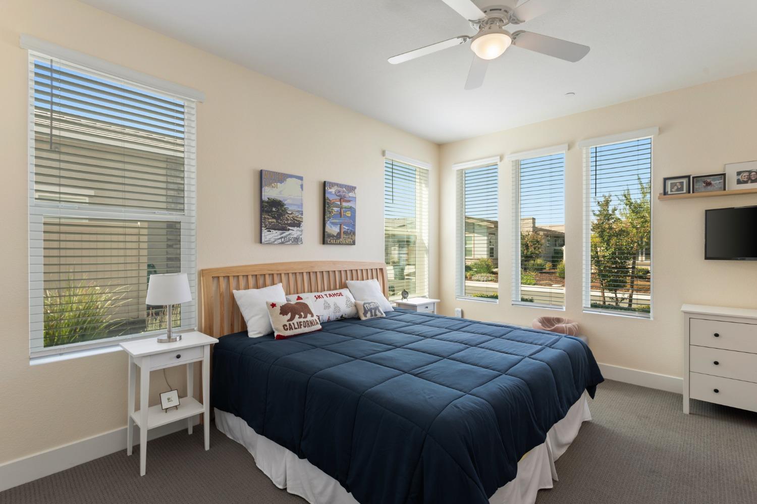 Hemisphere Lane, Roseville, California image 22