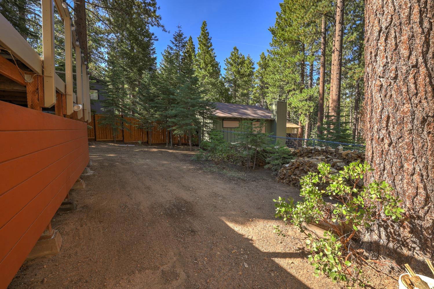 Detail Gallery Image 36 of 40 For 833 Clement St, South Lake Tahoe,  CA 96150 - 3 Beds | 2 Baths