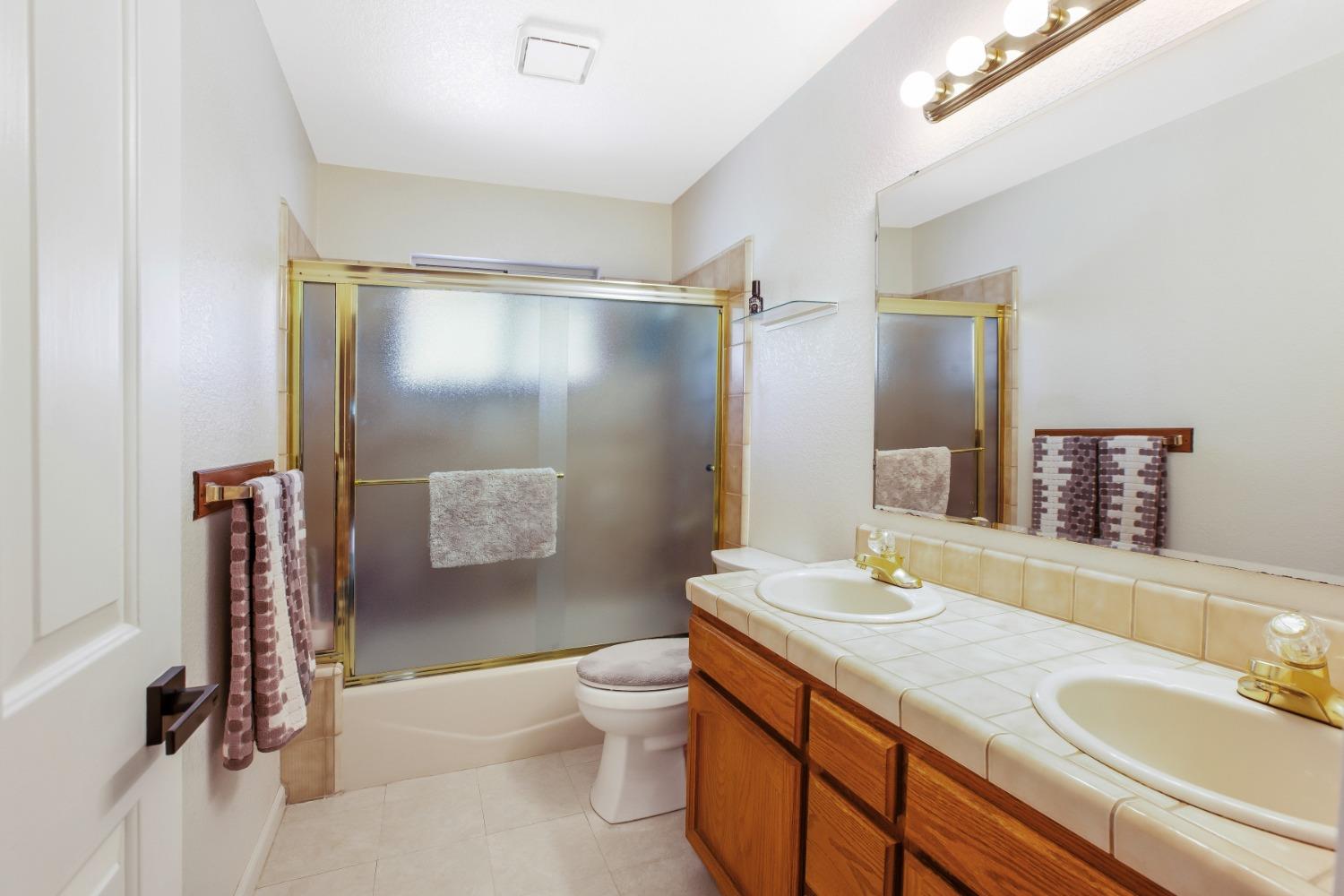 Detail Gallery Image 34 of 46 For 5966 Oak Ridge Cir, El Dorado,  CA 95623 - 4 Beds | 2/1 Baths