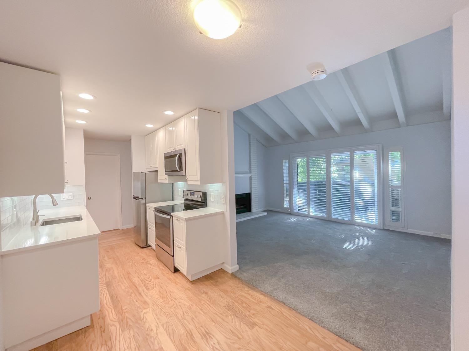 Detail Gallery Image 17 of 20 For 873 Woodside Ln #10,  Sacramento,  CA 95825 - 1 Beds | 1 Baths