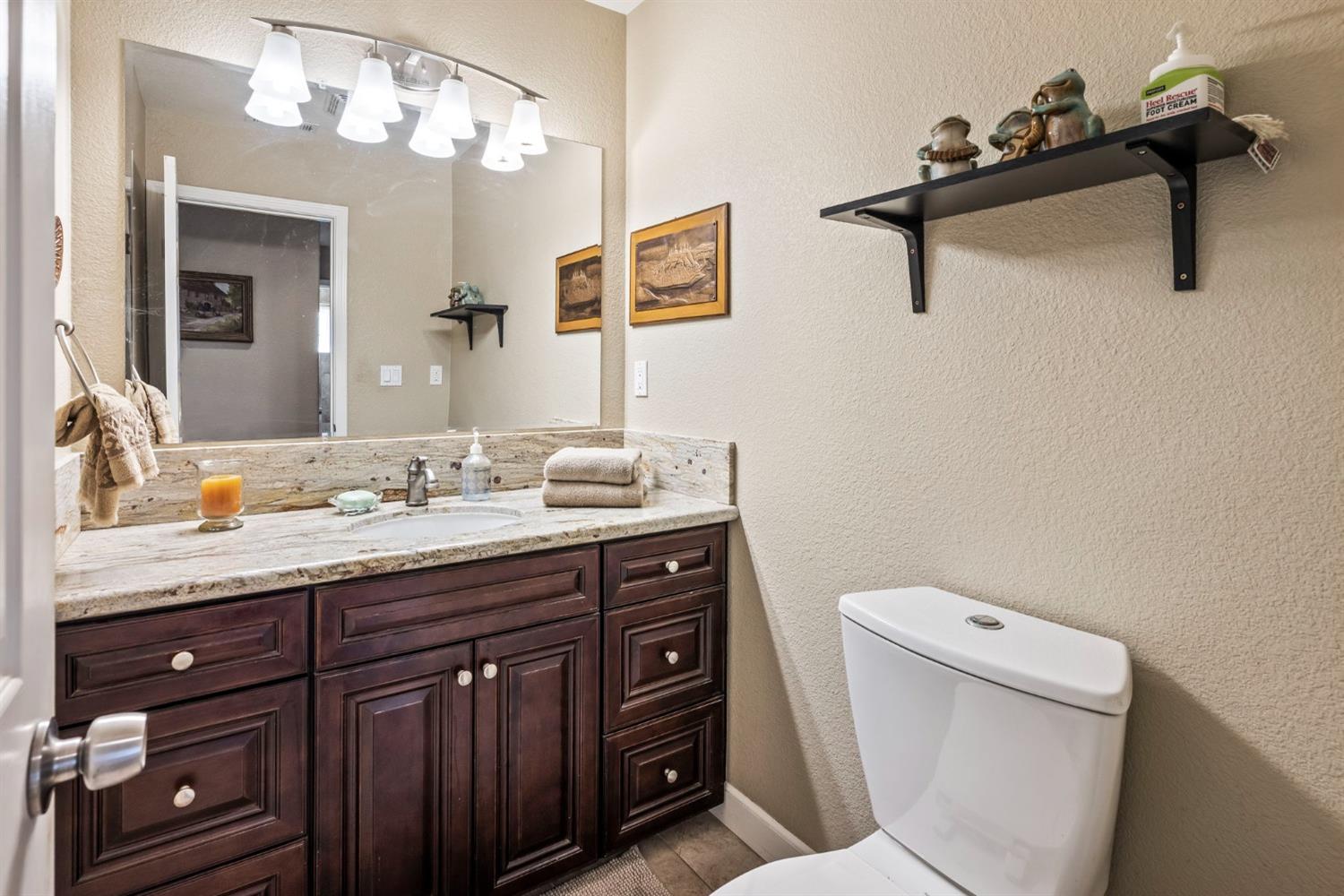 Detail Gallery Image 18 of 29 For 7126 Sunset Ave, Fair Oaks,  CA 95628 - 3 Beds | 2/1 Baths