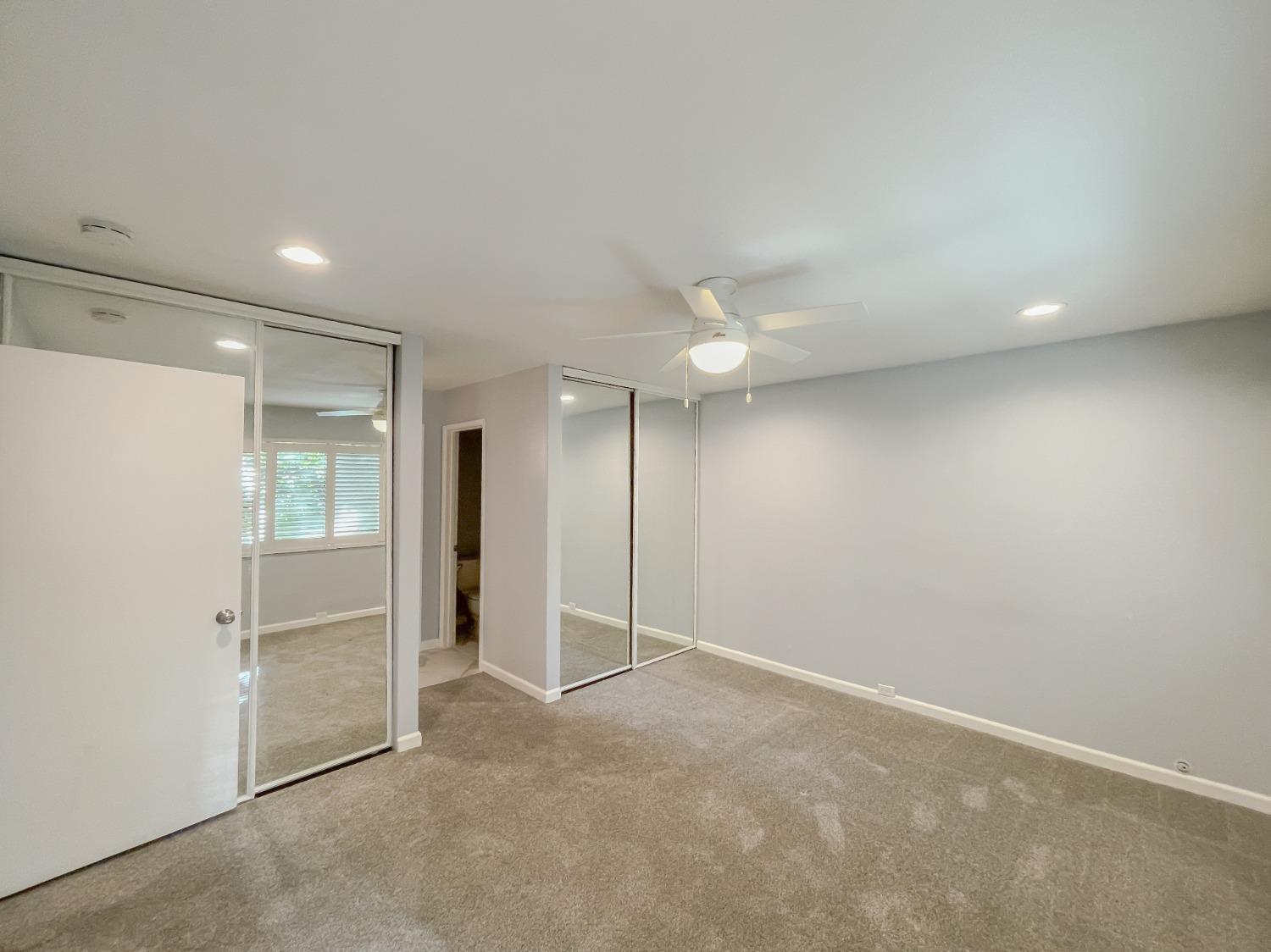 Detail Gallery Image 2 of 20 For 873 Woodside Ln #10,  Sacramento,  CA 95825 - 1 Beds | 1 Baths