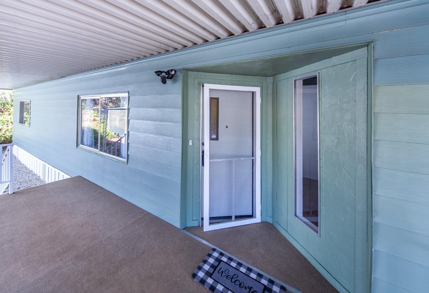 Detail Gallery Image 3 of 30 For 2860 Hidden Springs Cir, Placerville,  CA 95667 - 2 Beds | 2 Baths