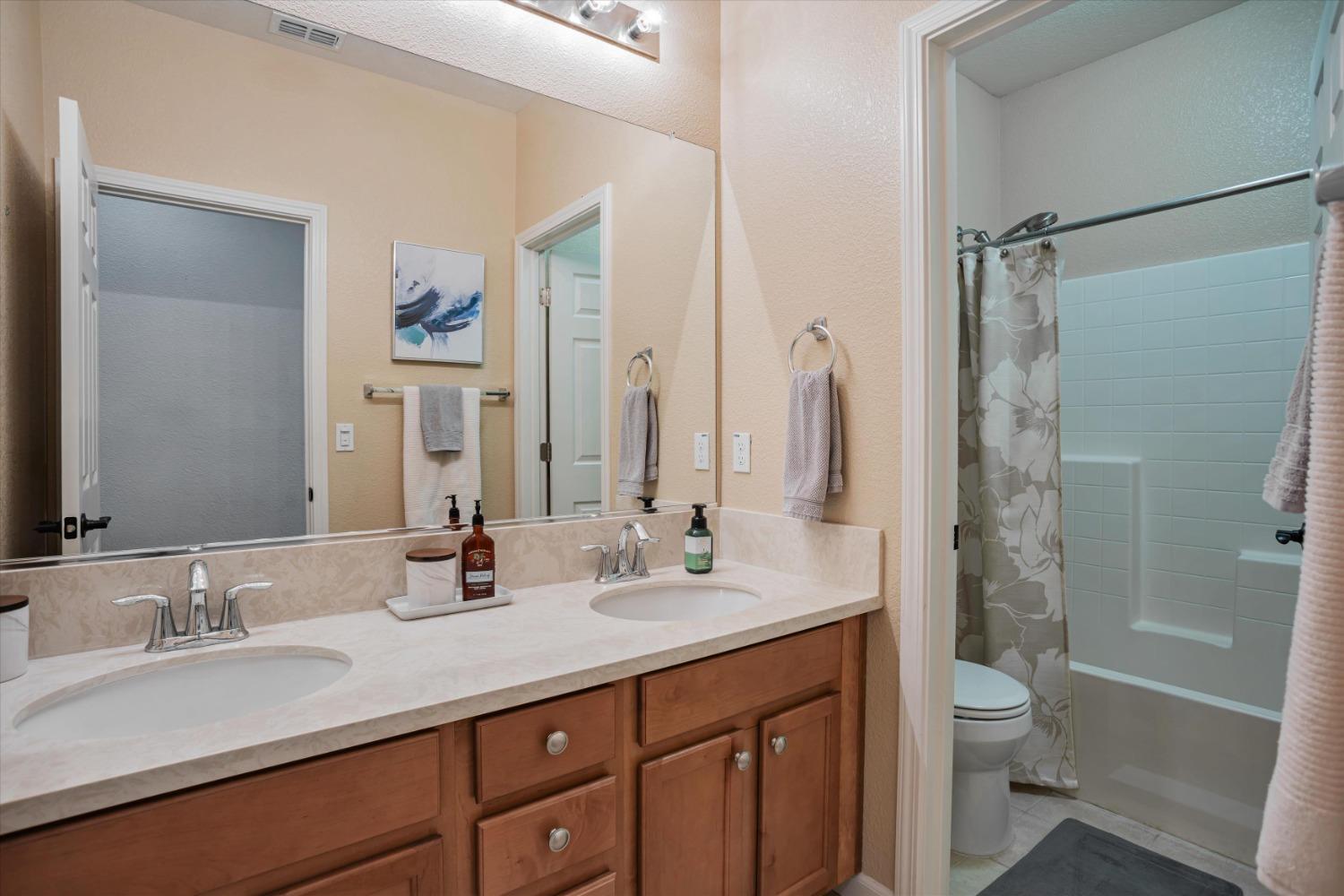 Detail Gallery Image 26 of 33 For 12277 Canyonlands Dr, Rancho Cordova,  CA 95742 - 3 Beds | 2 Baths