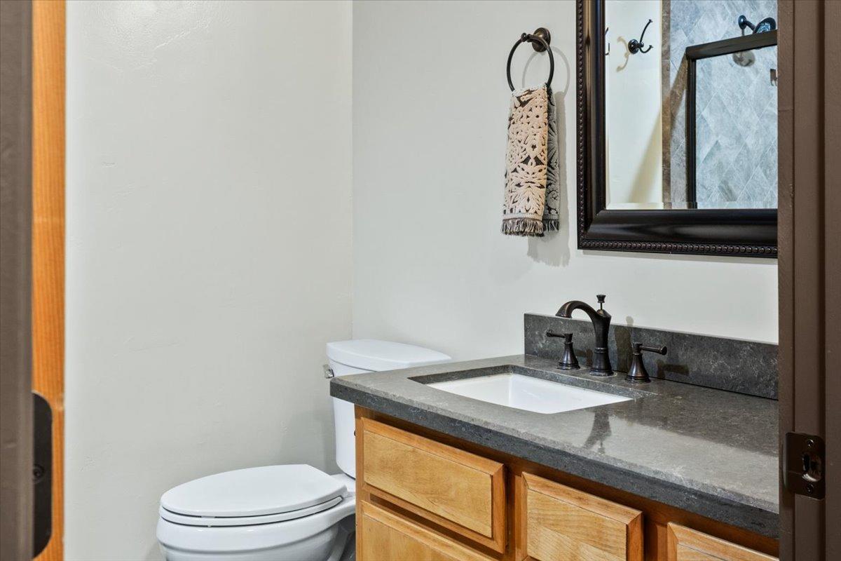 Detail Gallery Image 50 of 57 For 13763 Lightning Tree Rd, Nevada City,  CA 95959 - 3 Beds | 3/1 Baths