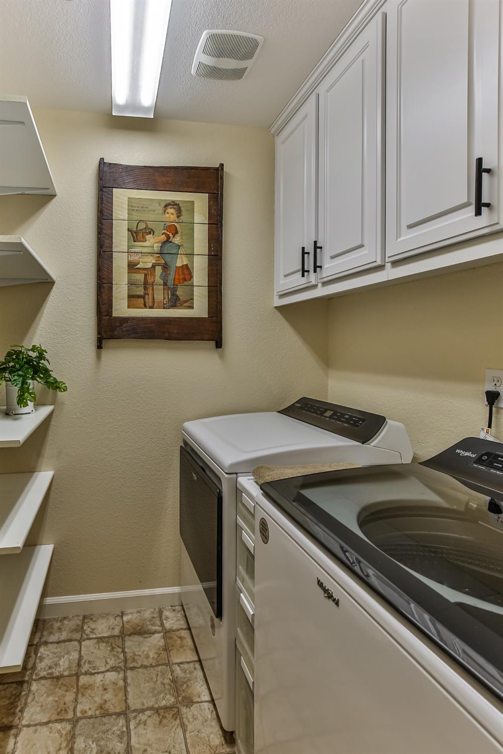 Detail Gallery Image 39 of 44 For 1033 Venice Ln, Roseville,  CA 95747 - 2 Beds | 2 Baths