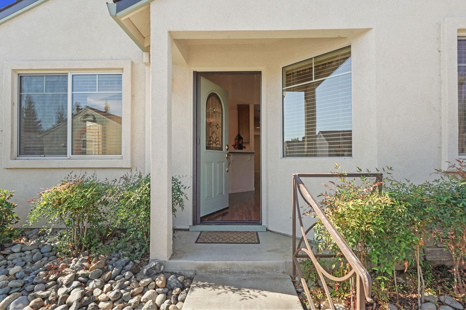 Detail Gallery Image 8 of 39 For 724 Young Ct, Galt,  CA 95632 - 2 Beds | 2 Baths