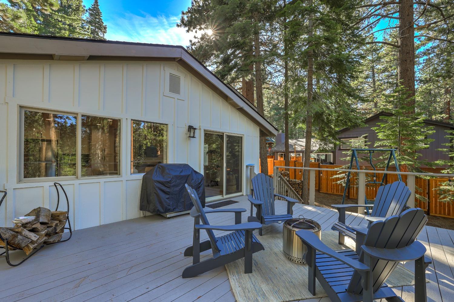 Detail Gallery Image 29 of 40 For 833 Clement St, South Lake Tahoe,  CA 96150 - 3 Beds | 2 Baths