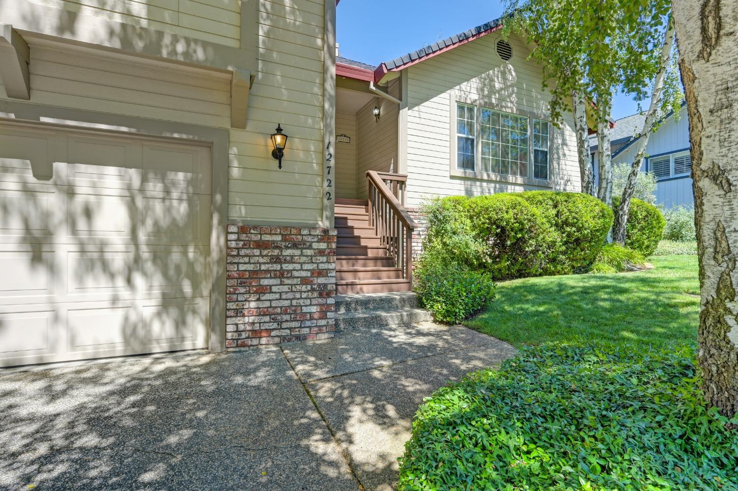 Detail Gallery Image 2 of 38 For 12722 Shockley Woods Ct, Auburn,  CA 95603 - 3 Beds | 2 Baths