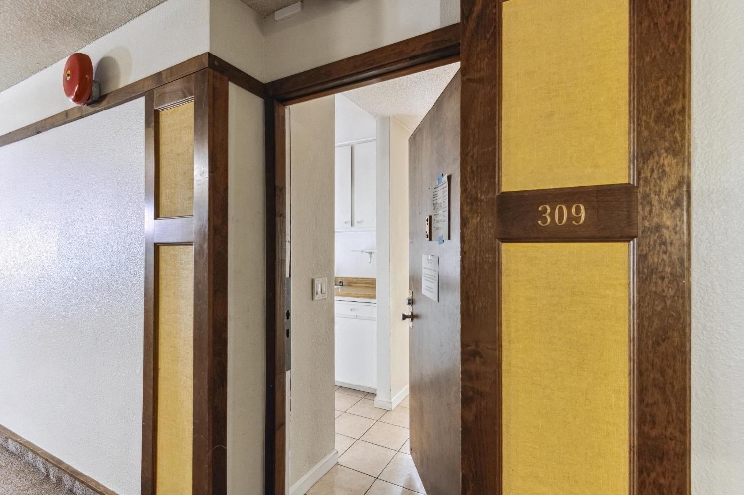 Detail Gallery Image 6 of 29 For 2077 Washington Ave #309,  San Leandro,  CA 94577 - 1 Beds | 1 Baths