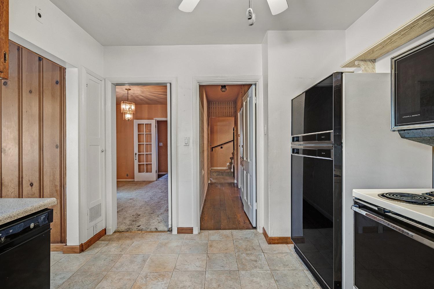 Detail Gallery Image 14 of 29 For 6010 Buena Ventura Ave, Oakland,  CA 94605 - 2 Beds | 1 Baths