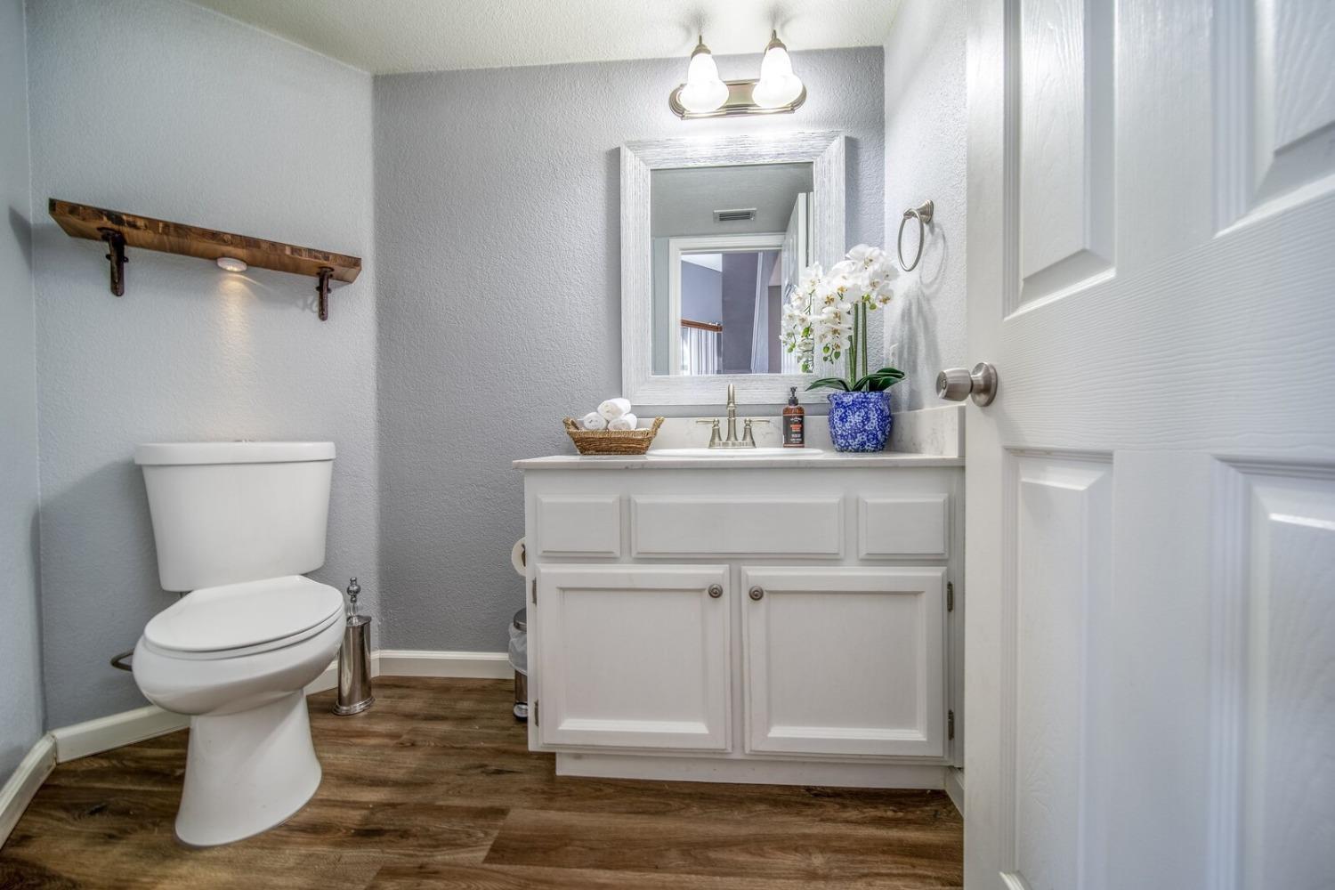 Detail Gallery Image 15 of 28 For 4036 Grey Livery Way, Antelope,  CA 95843 - 3 Beds | 2/1 Baths