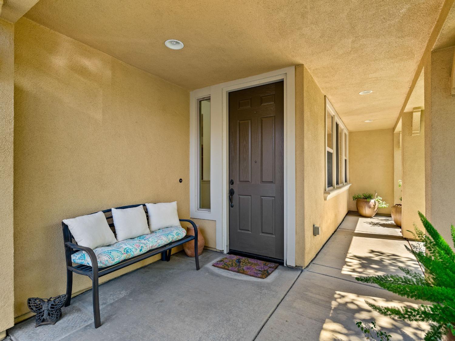 Detail Gallery Image 22 of 36 For 1569 Marseille Ln, Roseville,  CA 95747 - 2 Beds | 2 Baths