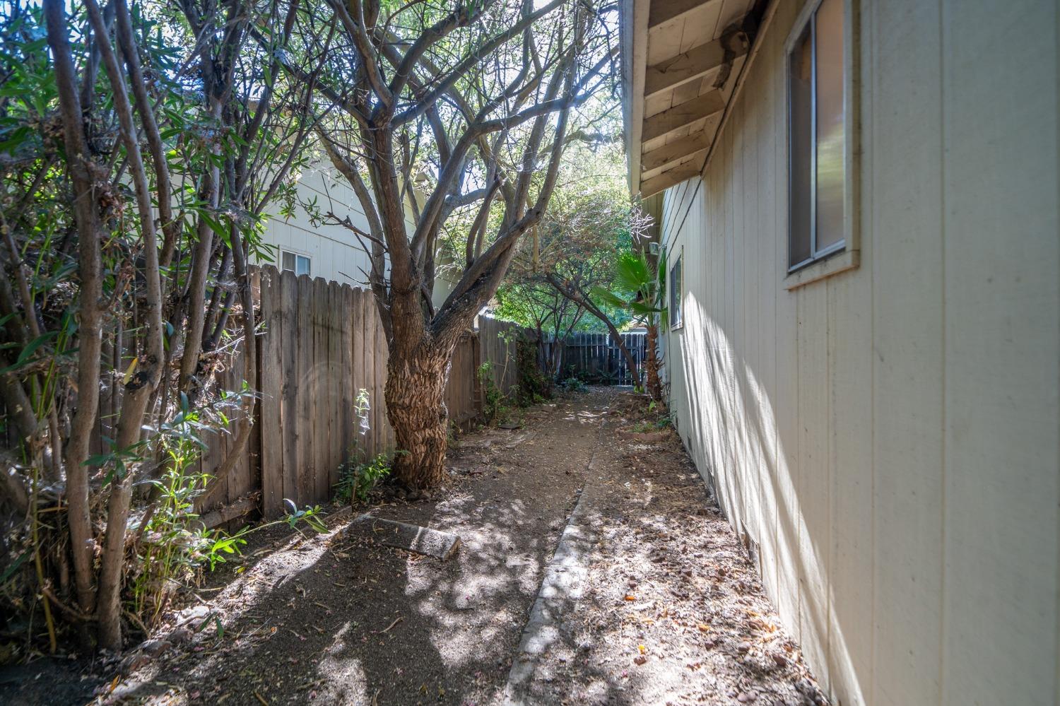 Detail Gallery Image 39 of 42 For 7422 Shoreham Pl, Stockton,  CA 95207 - 4 Beds | 2 Baths